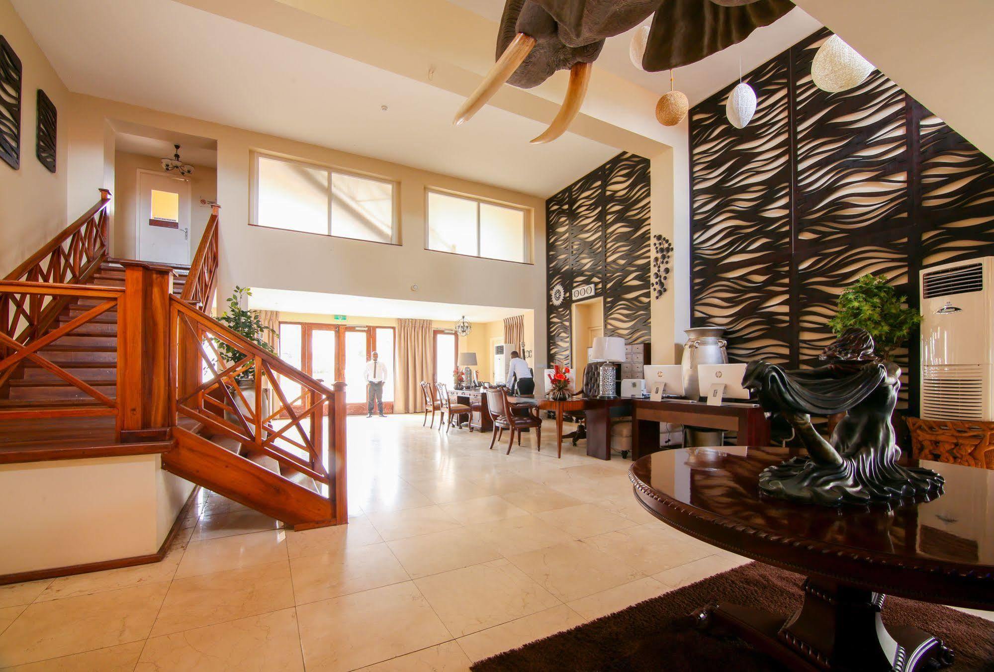 Best Western Plus Accra Beach Hotel Teshie Exteriör bild